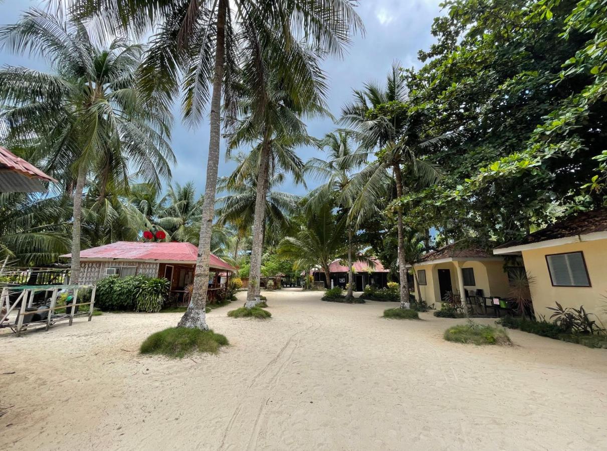 Beach Placid Resort Powered By Cocotel Ocoy Exterior photo