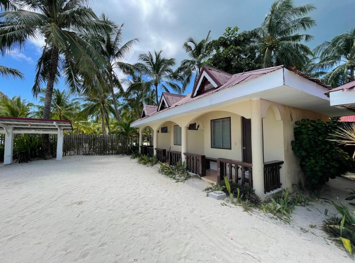 Beach Placid Resort Powered By Cocotel Ocoy Exterior photo